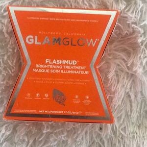 GLAMGLOW FLASHMUD Brighting Treatment